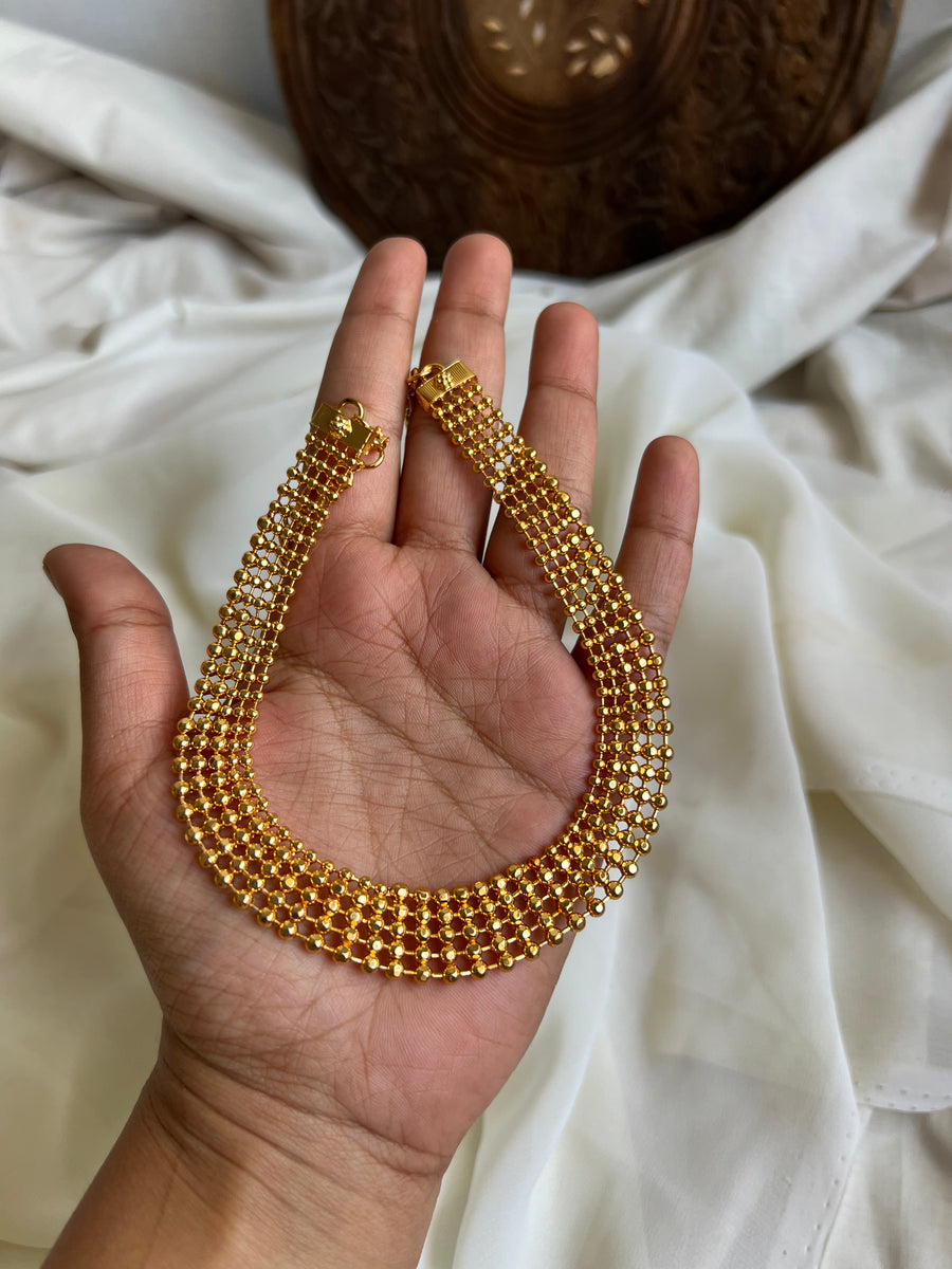 Galsari necklace on sale