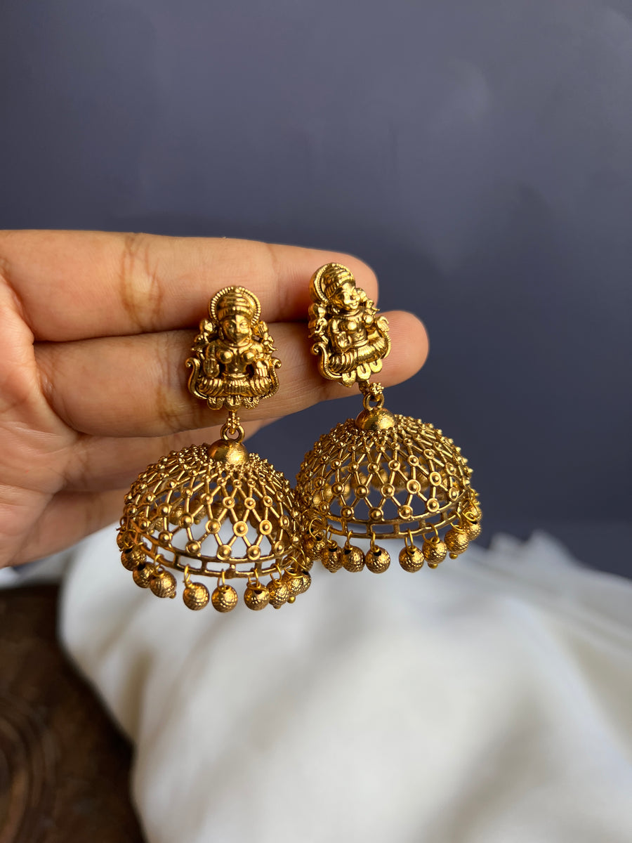 Jhumka design in gold on sale 2019