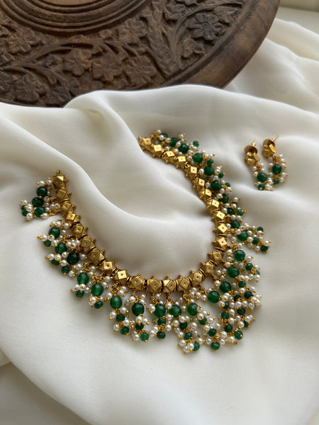 Matte necklace with beadwork