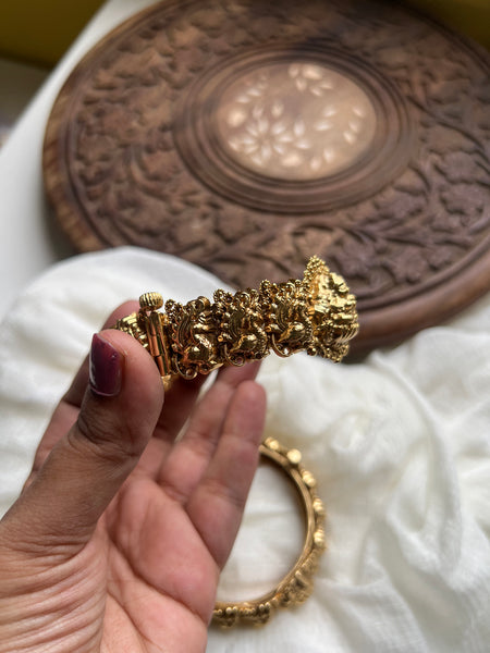 Nagas Lakshmi kada bangle