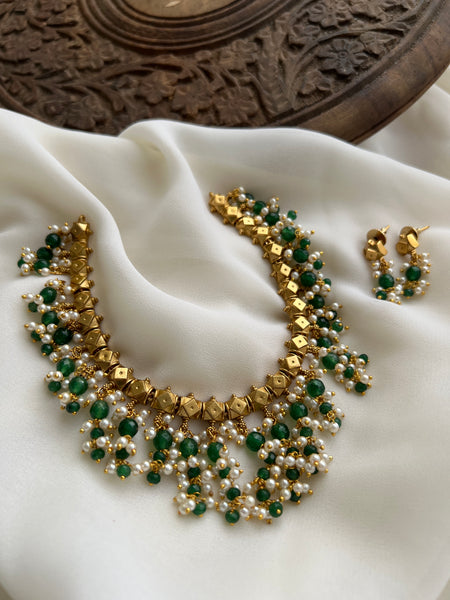 Matte necklace with beadwork