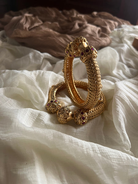 Antique kada bangles