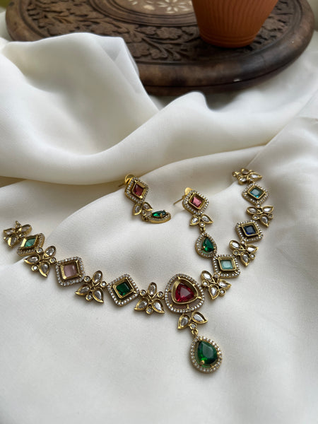 Victorian style necklace with earrings