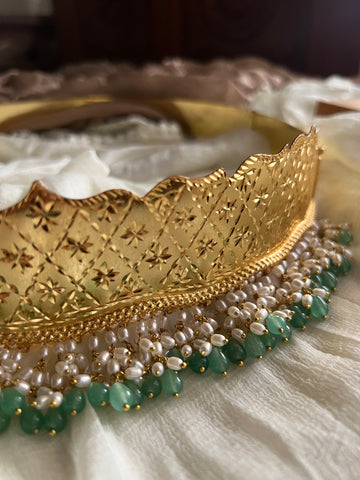 Golden hip belt with rice pearl and mint bead work