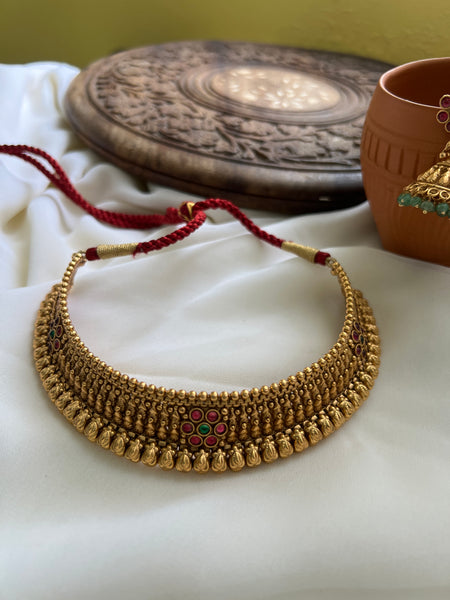 Kemp thushi style choker with jhumkas