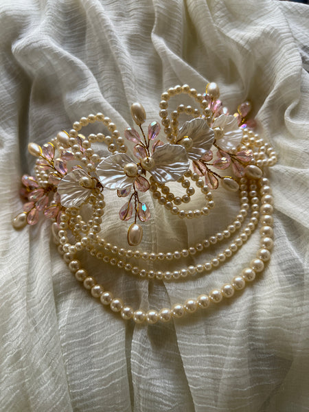 Pink shell pearl hair accessory