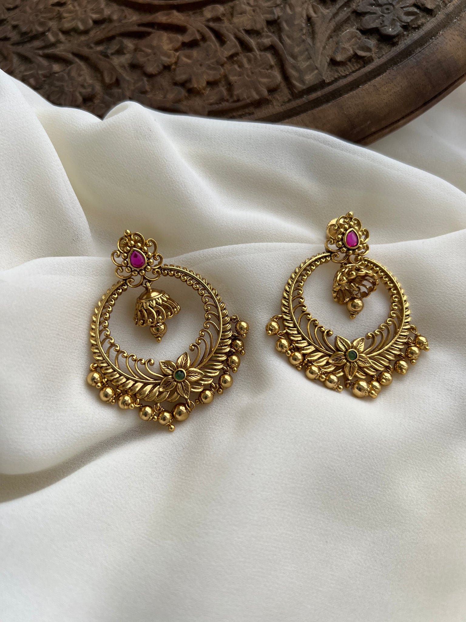 Antique kemp Chaandbalis with tiny jhumkas