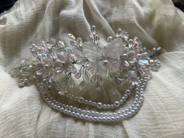 White crystal butterfly pearl hair accessory