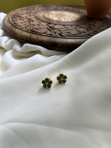 Kundan flower studs