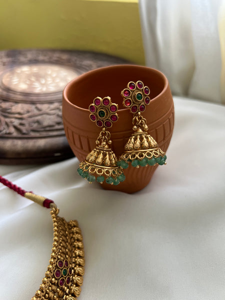 Kemp thushi style choker with jhumkas