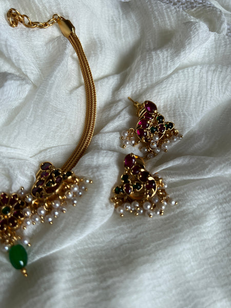 Dual peacock kemp choker with studs