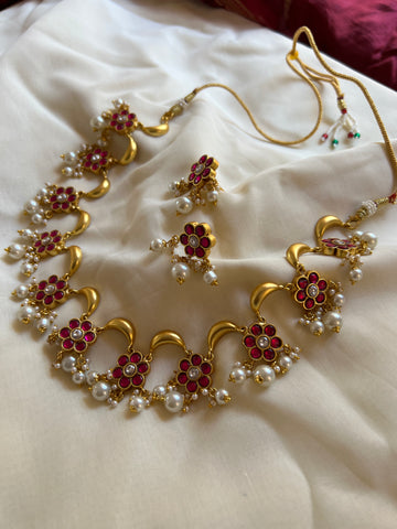 Kundan flower Chand necklace