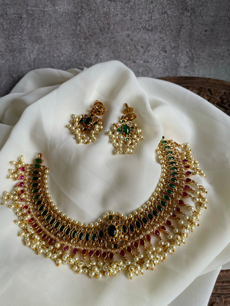 Antique guttapusalu necklace kemp stones with lakshmi pendant and pear –  Cherrypick