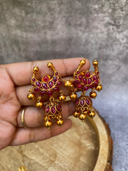 Kemp 3 chaand thread choker with Jhumkas