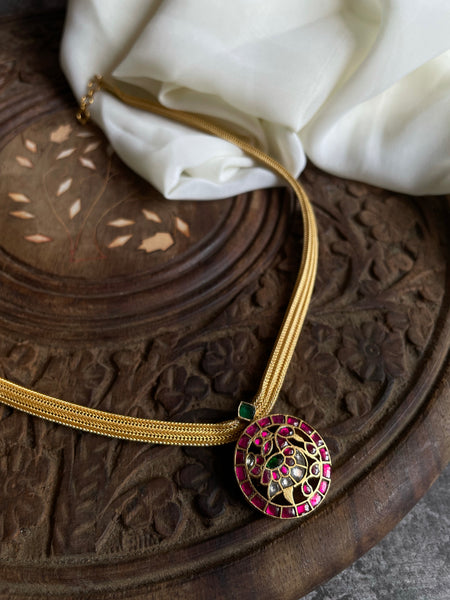 Kundan Annam pendant necklace