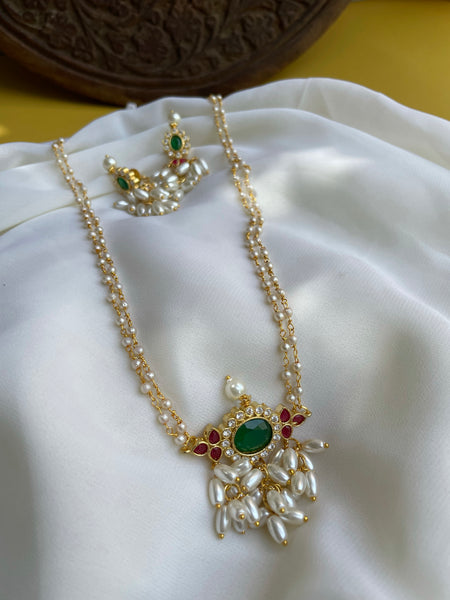 Emerald stone Pearl mangalsutra with studs