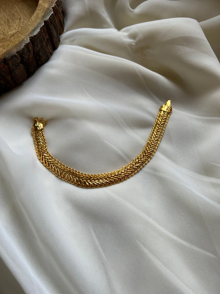 Unisex gold like bracelets