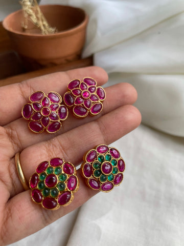 Kemp like flower studs