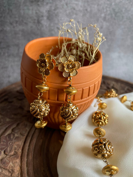 Antique golden bead maala with earrings - PREMIUM